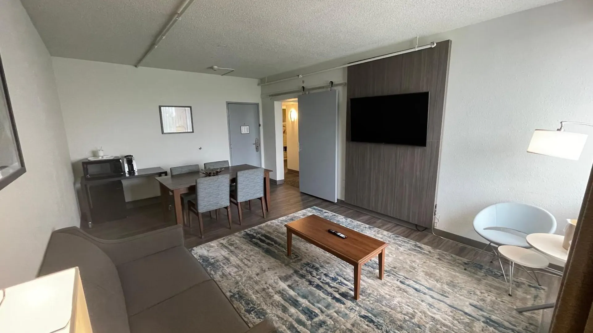 Saint Louis Airport Hotel Woodson Terrace