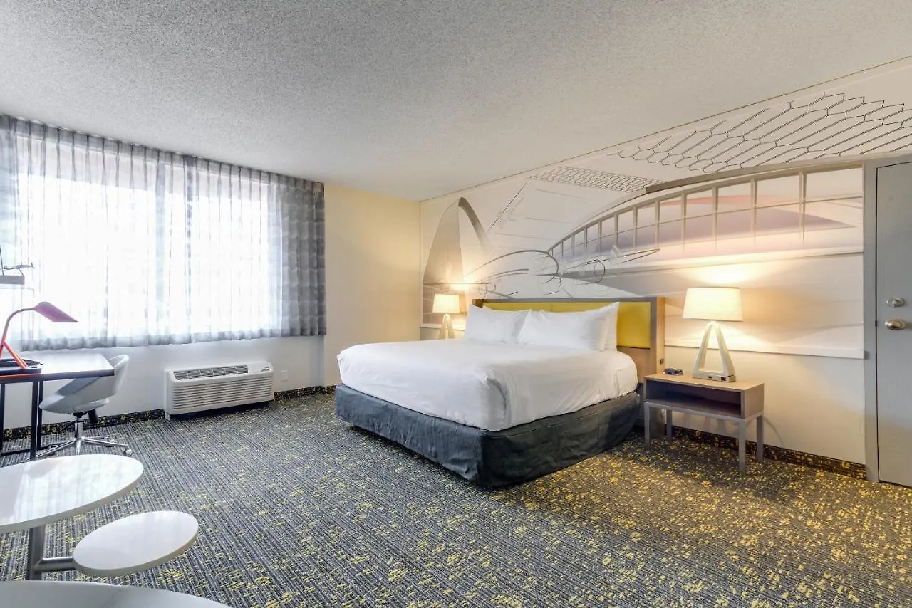 Saint Louis Airport Hotel Woodson Terrace 4*,