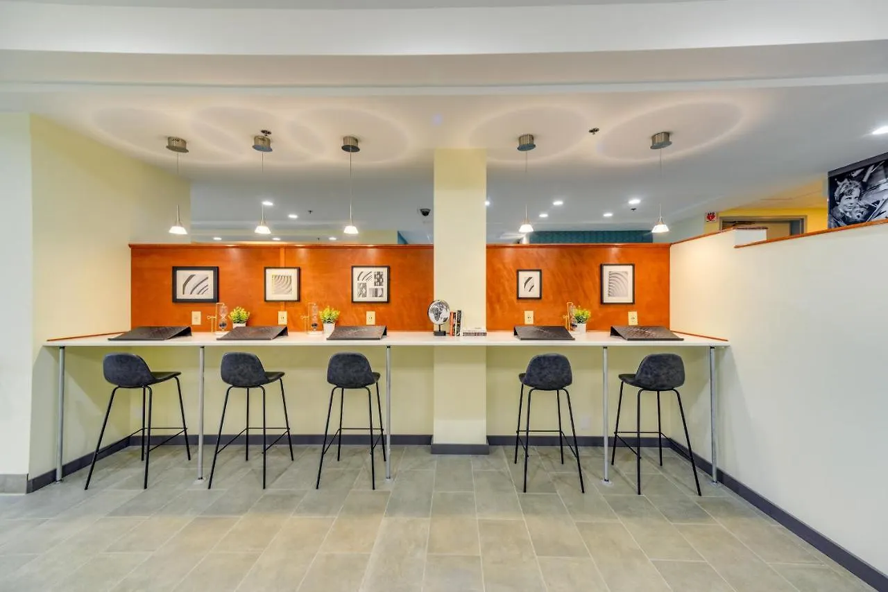 Saint Louis Airport Hotel Woodson Terrace